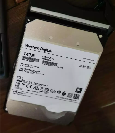 西數(shù)14T sata WUH721414ALE6L4企業(yè)級機(jī)械硬盤